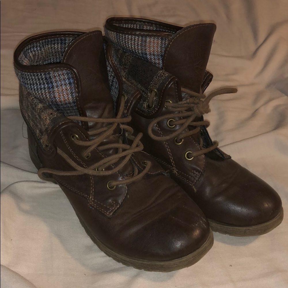Boots